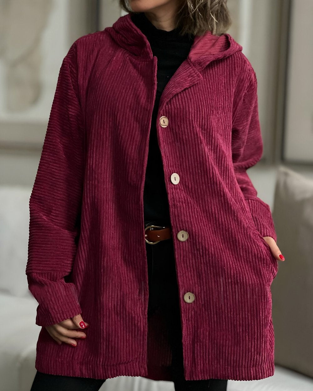 CORDIA | VESTE À CAPUCHE EN VELOURS CÔTELÉ DOUILLETTE