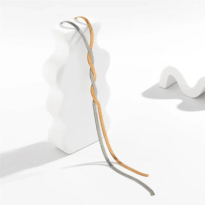 Collier long élégant avec design serpent ajustable