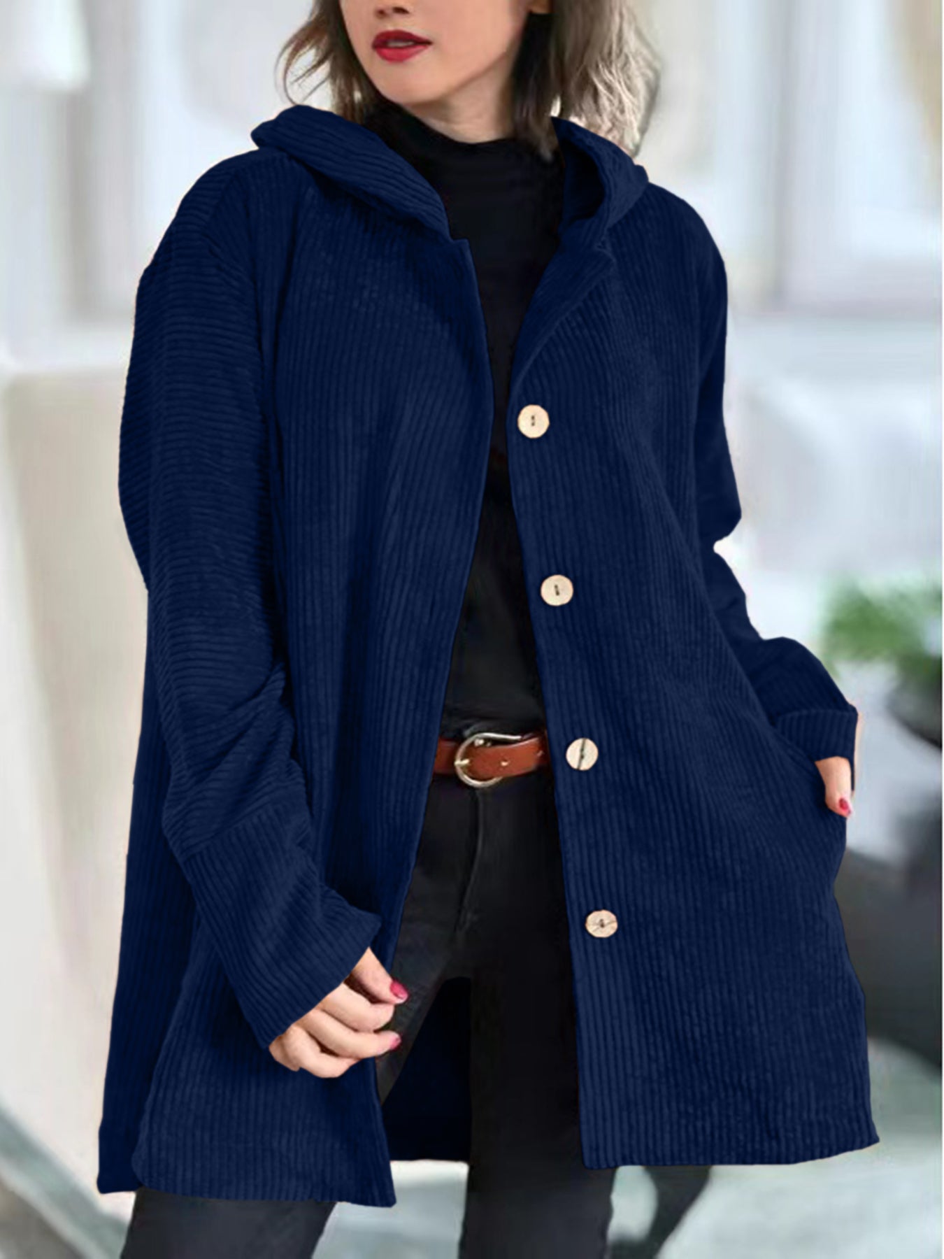 CORDIA | VESTE À CAPUCHE EN VELOURS CÔTELÉ DOUILLETTE