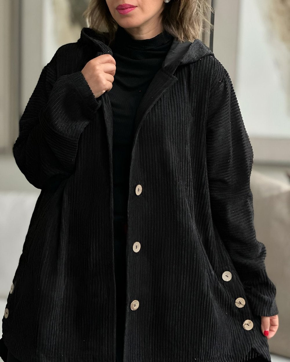 CORDIA | VESTE À CAPUCHE EN VELOURS CÔTELÉ DOUILLETTE