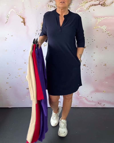 ELLE | ROBE UNIE AVEC COL EN V