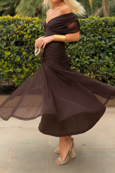 MARGUERITE | ROBE ÉLÉGANTE À BOUTONNIÈRE EN TULLE