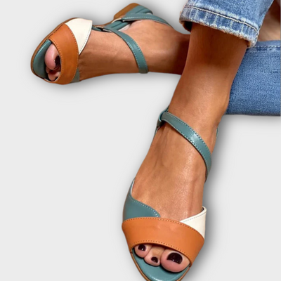 GINEVRA | Élégantes sandales tricolores open-toe pour un look sophistiqué