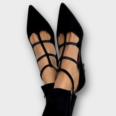 BENEDETTA | Eleganti ballerine stringate a punta per un look raffinato